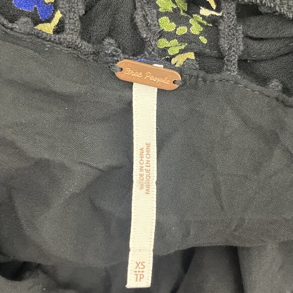 Free People Pages of Gold Maxi Dress XS Floral Crochet Cutout Full Boho Whimsi - Picture 11 of 12